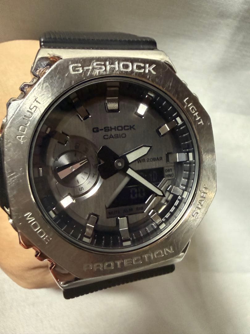 G-SHOCK GM-2100 シルバー/ブラック