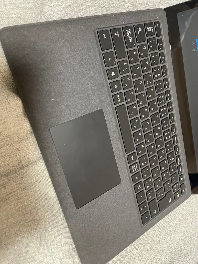 マイクロソフト Surface Laptop 2