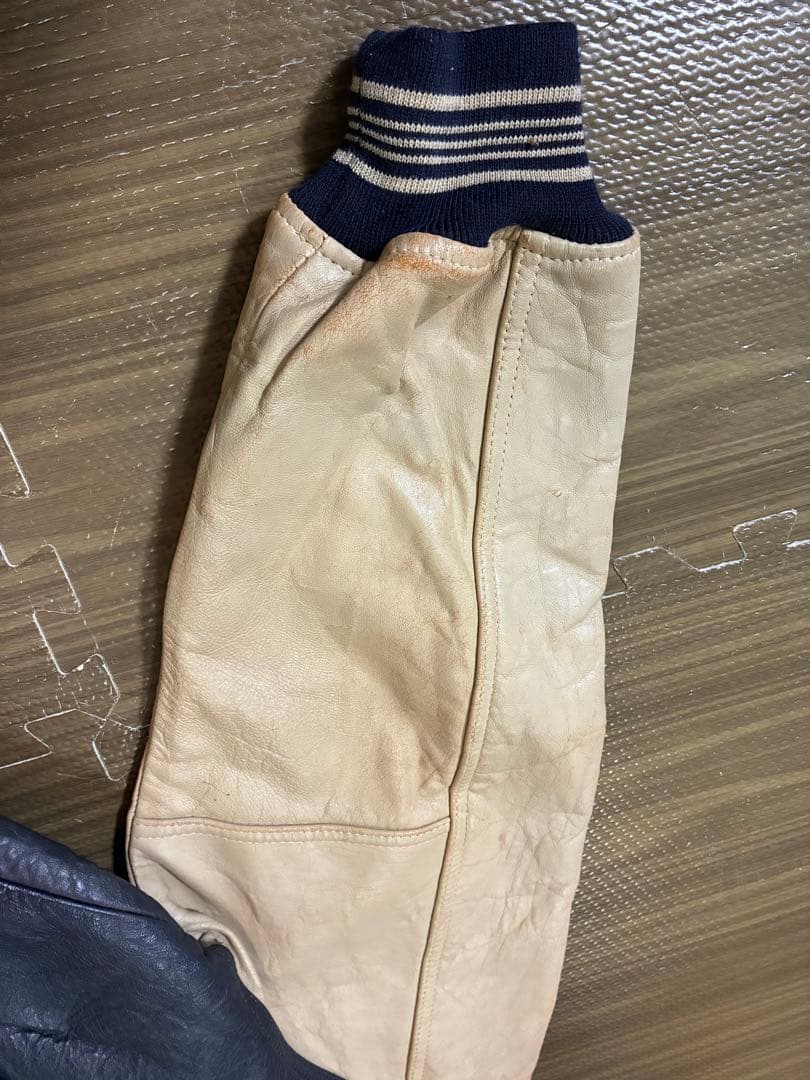 【超希少】90s NO FEAR オールレザー スタジャン ビッグロゴ 本革 M