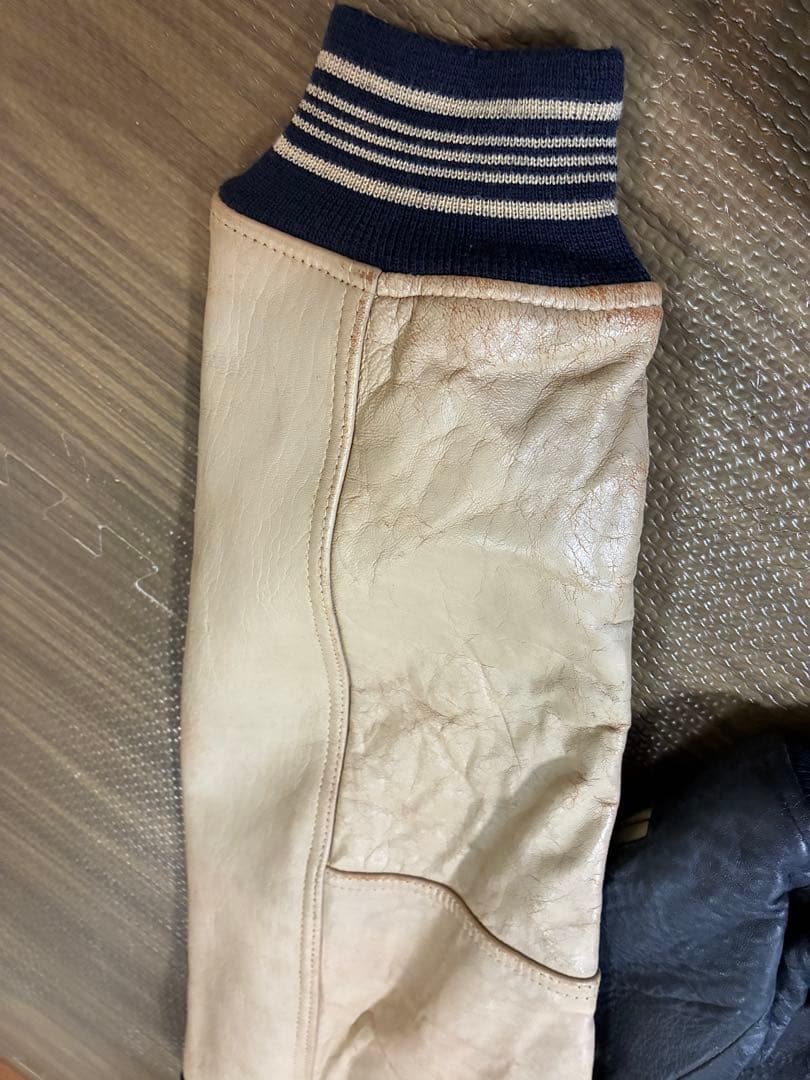 【超希少】90s NO FEAR オールレザー スタジャン ビッグロゴ 本革 M