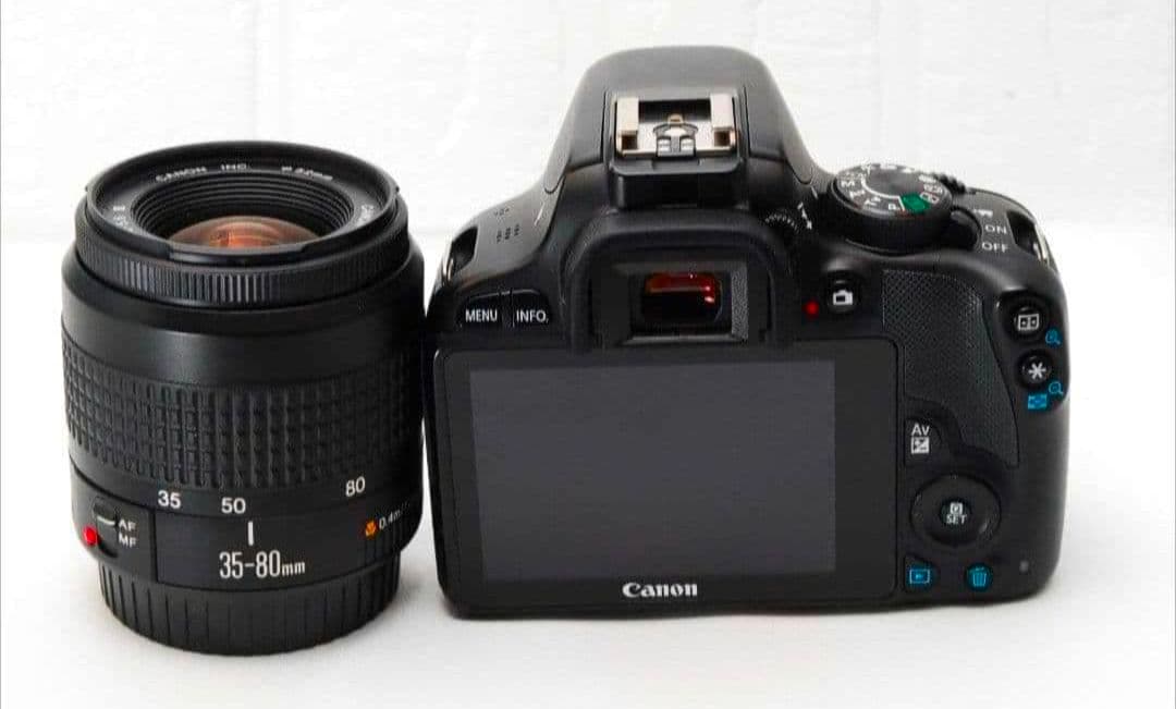 人気モデル✨Canon　Kiss　X7✨カメラデビュー✨