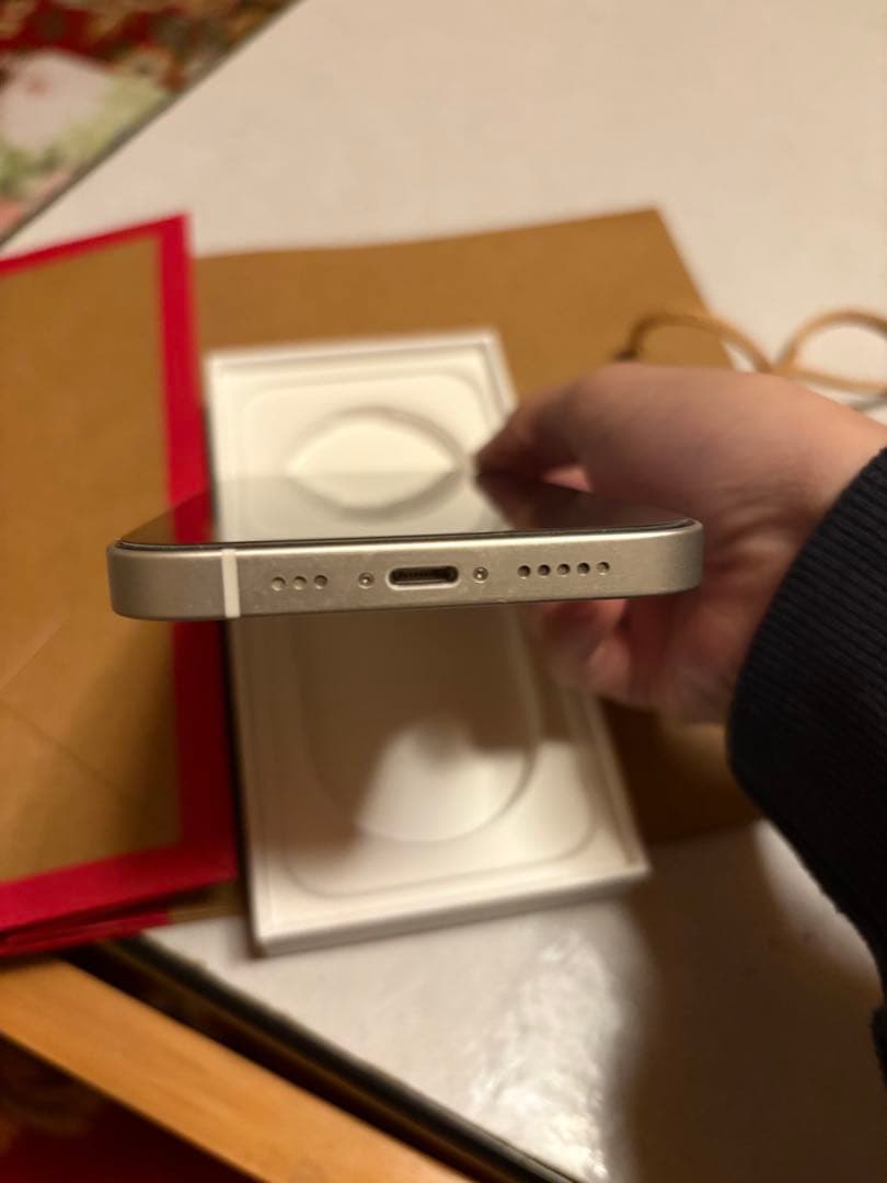 Apple iPhone 14スターライト 本体 SiMフリー 128G