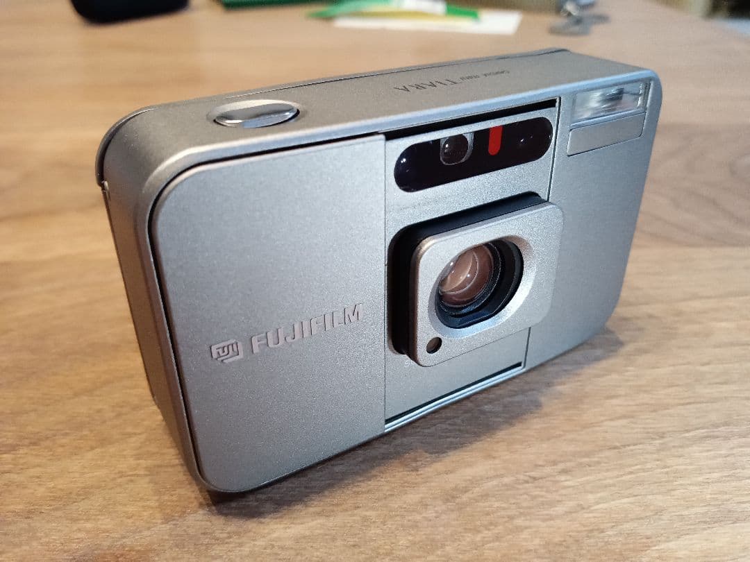 【新品電池付き】極美品 FUJIFILM CARDIA mini TIARA