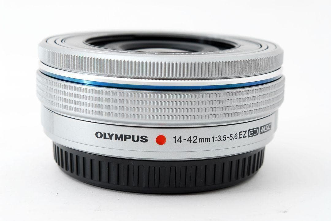 ❤ほぼ新品❤️ OLYMPUS パンケーキレンズ ❤14-42mm シルバー❤️