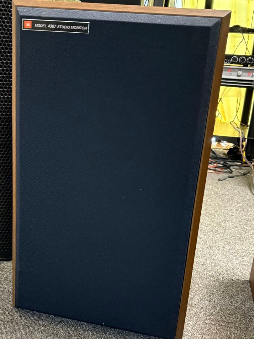 JBL 4307 フロアスタンディングスピーカー(ペア)