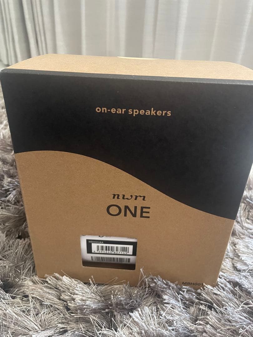 新品未開封　nwm (ヌーム) オープンイヤー型 ヘッドホン nwm ONE