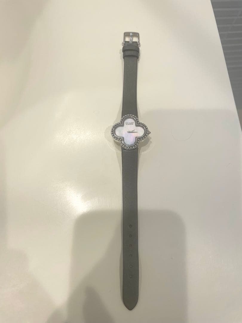 ★ m's mart★ ヴァンクリ　アルハンブラ スモールウォッチ