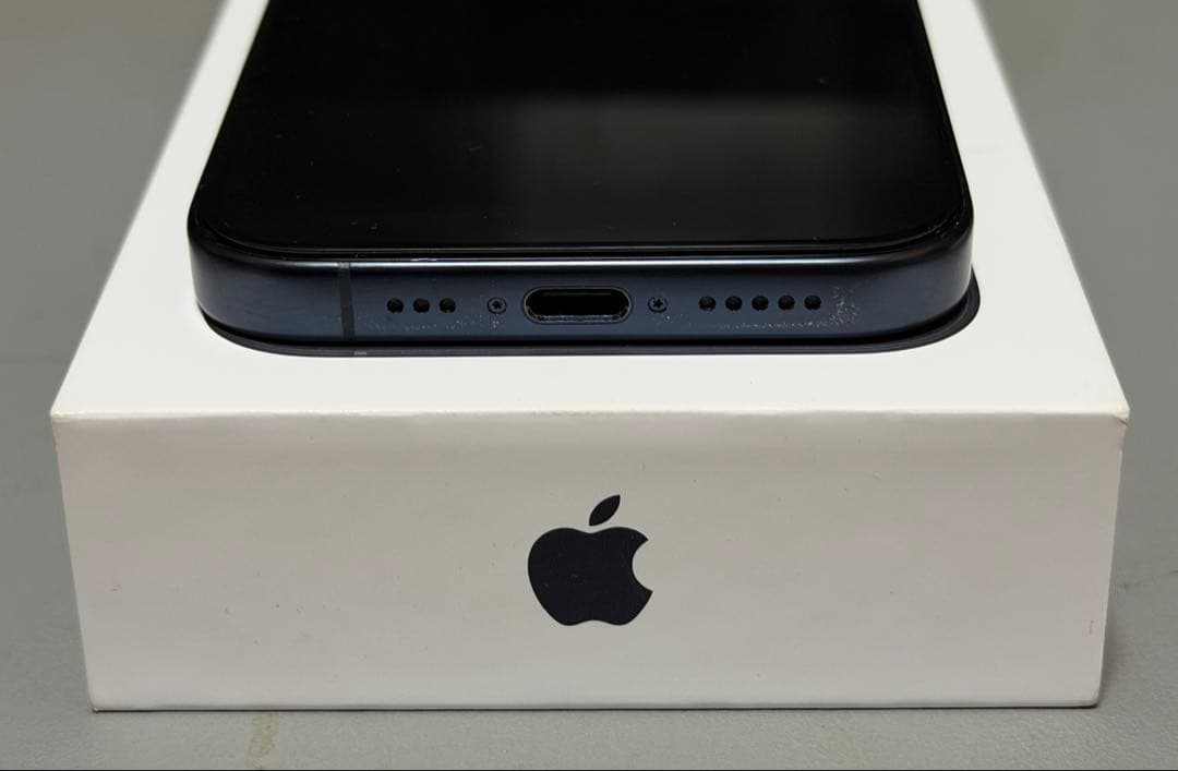 SIMフリー⭐︎iPhone 15 Pro 256GB⭐︎ブルーチタニウム