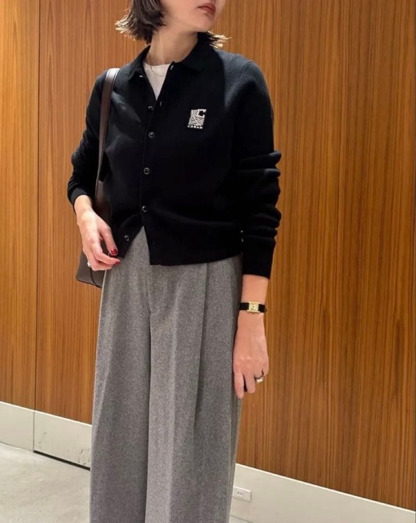 caban コットンカシミヤ パールロゴポロカーディガン ブラック