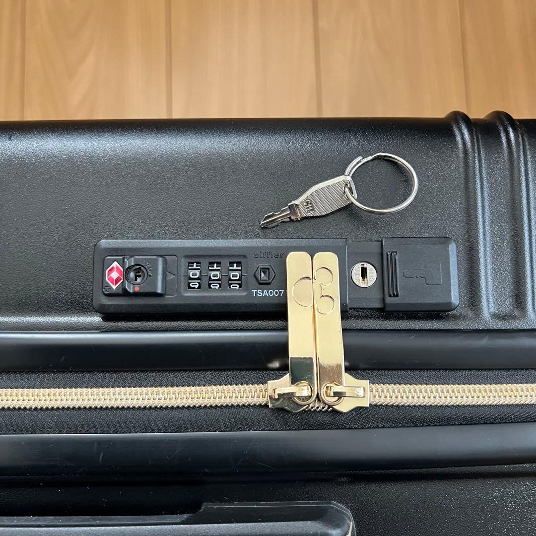 ディズニー スーツケース S ミッキー　鍵1個付き