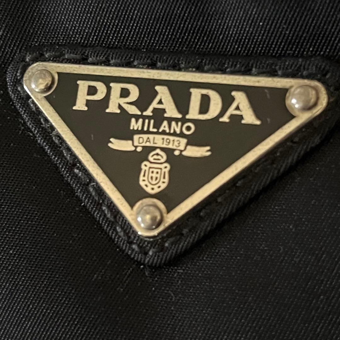 【美品】PRADA ウエストバッグ　三角ロゴ　黒　ナイロン　近年モデル