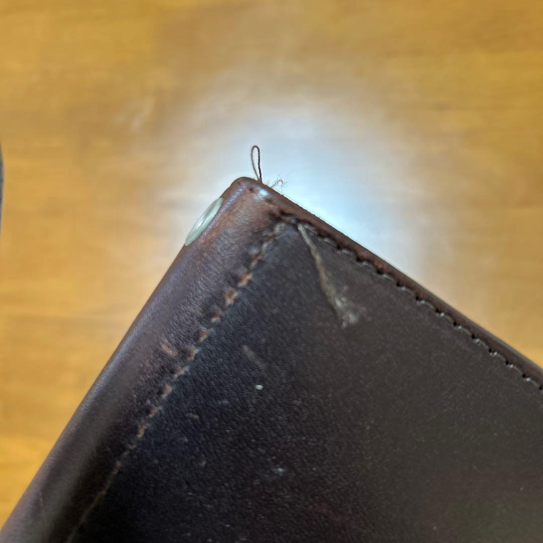 HTC フラワーモチーフ ダークブラウンレザー長財布