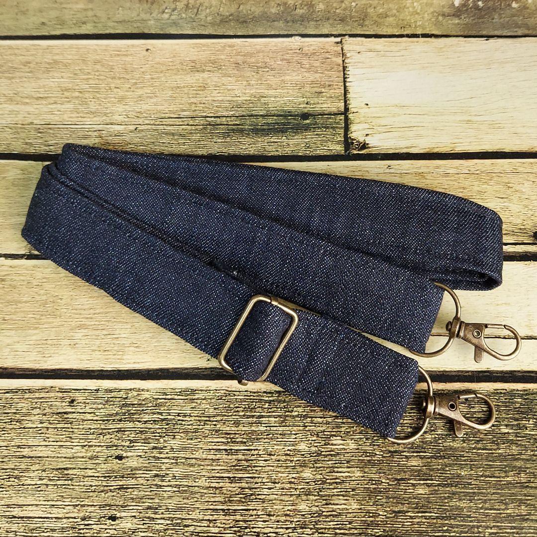 刺繍デニムバック　No.663　デニムリメイク　刺繍バック　丸いバック