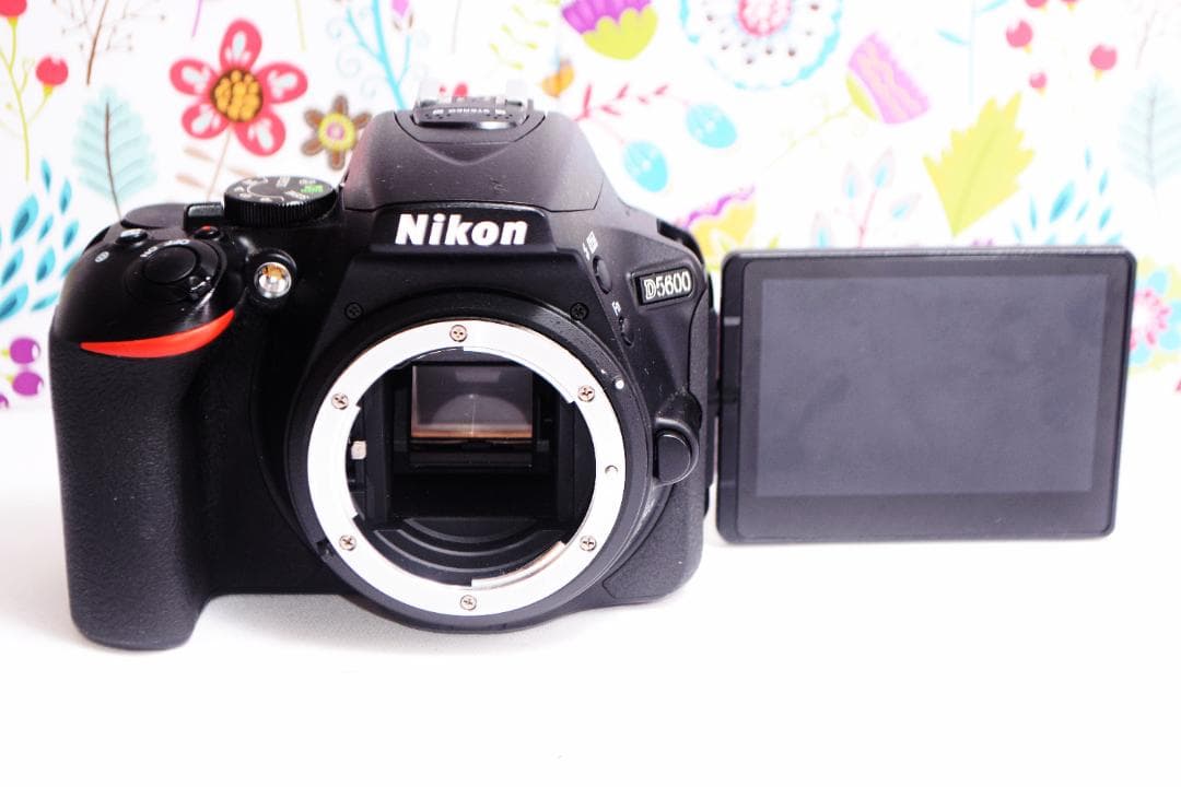 スマホ転送機能付☆Nikon D5600☆レンズセット