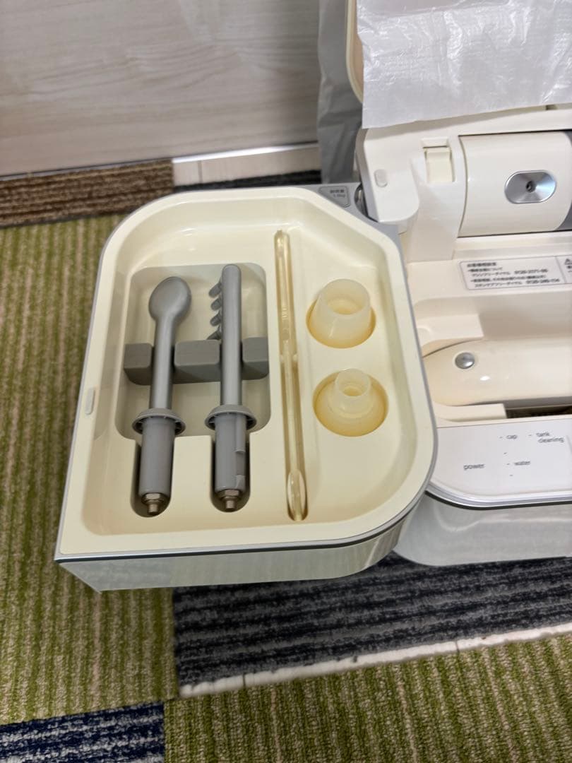 値下げ　美品　送料無料！saqinabijou サキナビジュー　高級美顔器