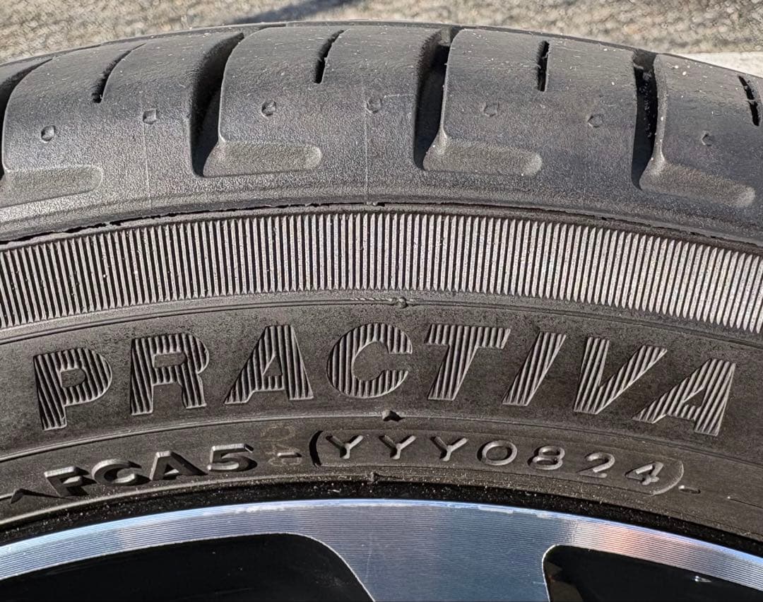 DoDoline N-BOXカスタム 軽 15インチ タイヤ24年製造