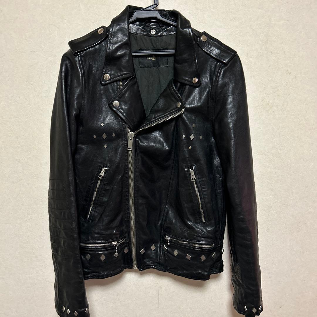 ス*ス様 お値下げ！ゴールデングース　スタッズ付きライダースジャケット　XS