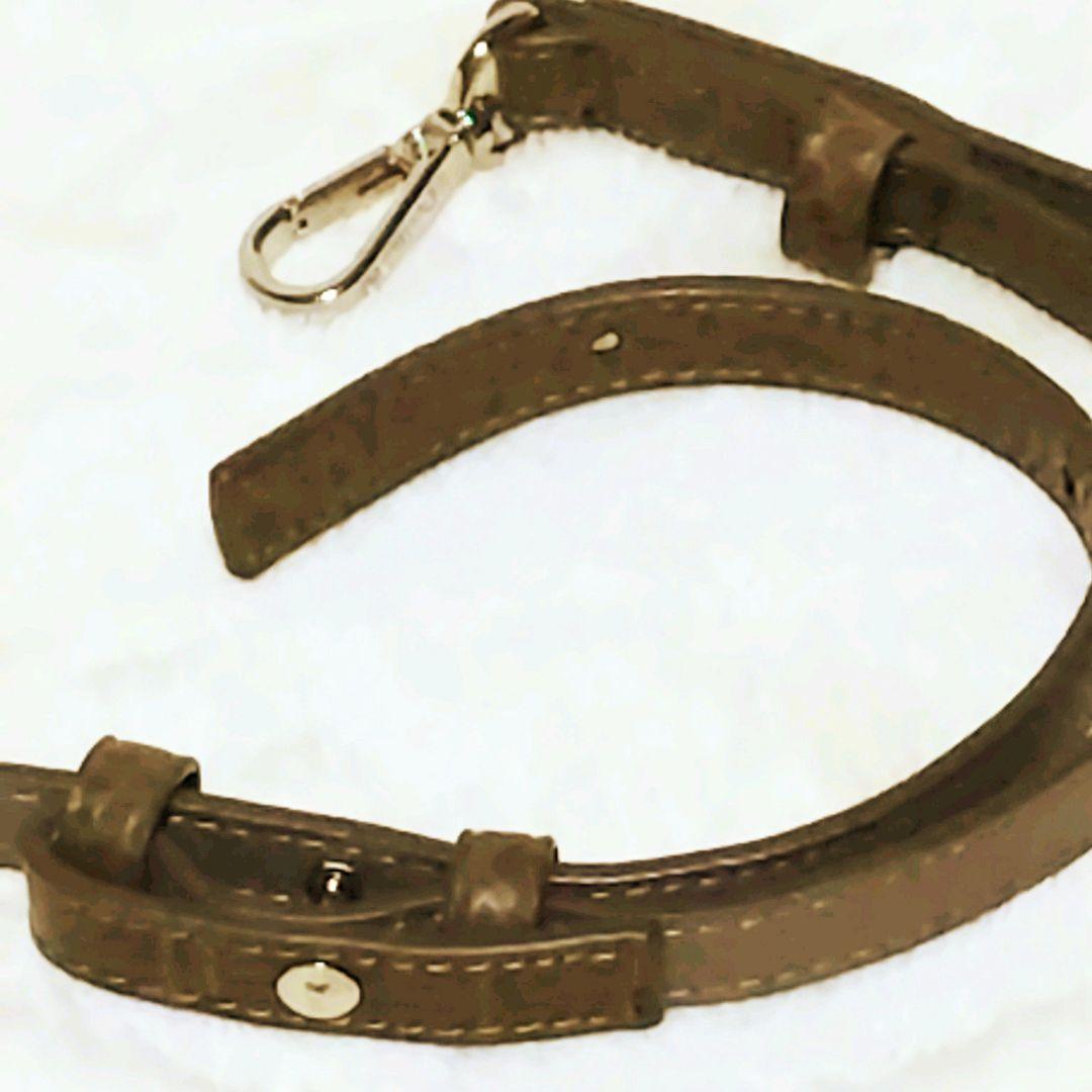 デミウ ポシェ FLAT レザー クロコ エトープ iPhone14＆ストラップ