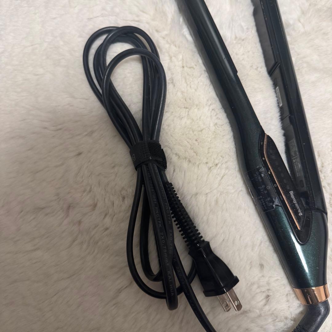 ヘアビューロン　7D plus ストレートヘアアイロン