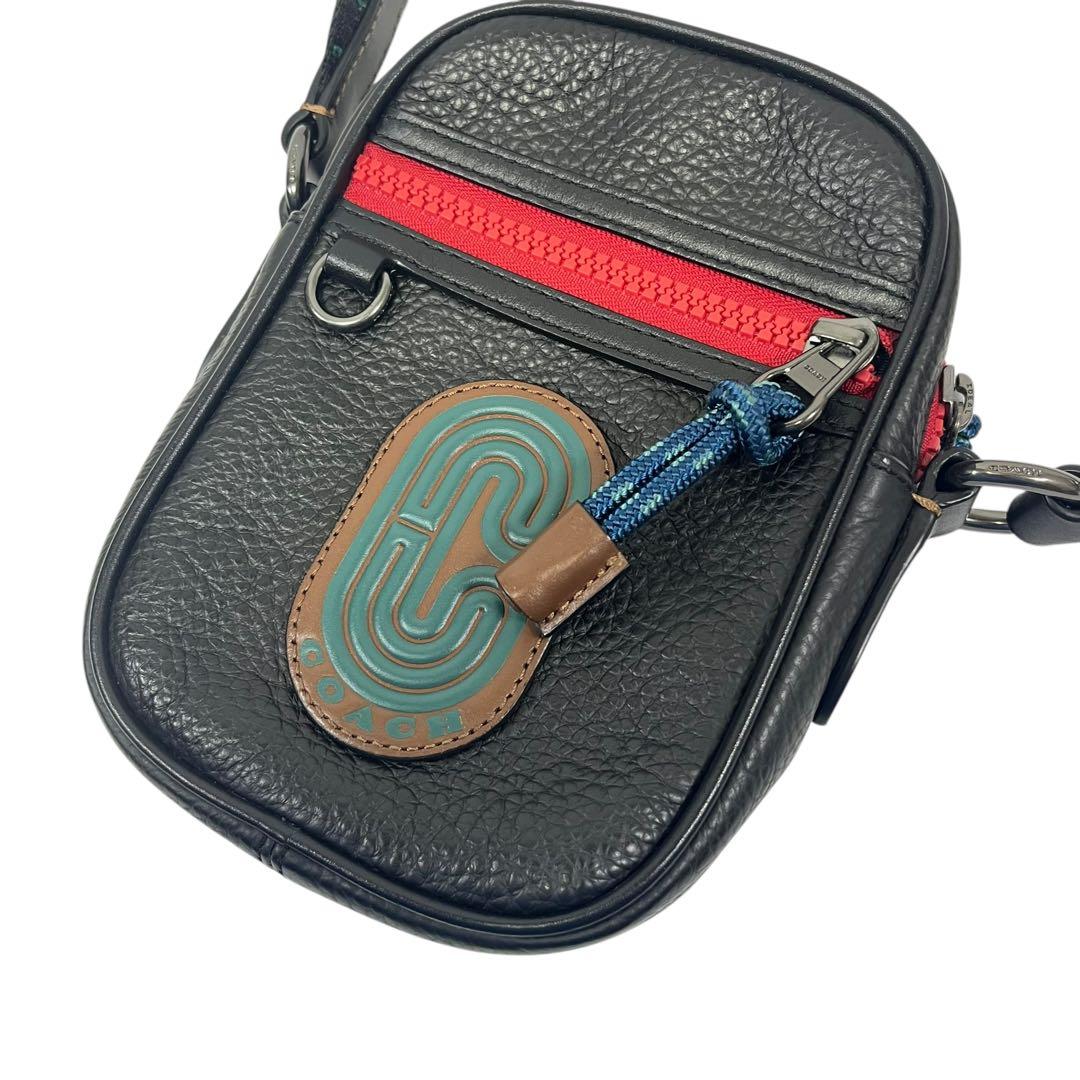 COACH コーチ　クロスボディ　ショルダーバッグ