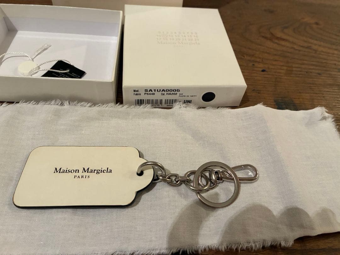 お値下げ中！Maison Margiela タグ型キーホルダー ブラック