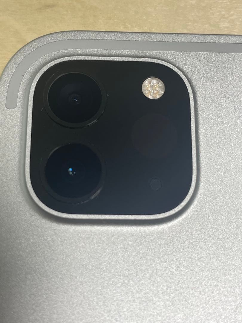 iPad Pro 11インチ 第4世代 128GB MNXE3J/A Wi-Fi