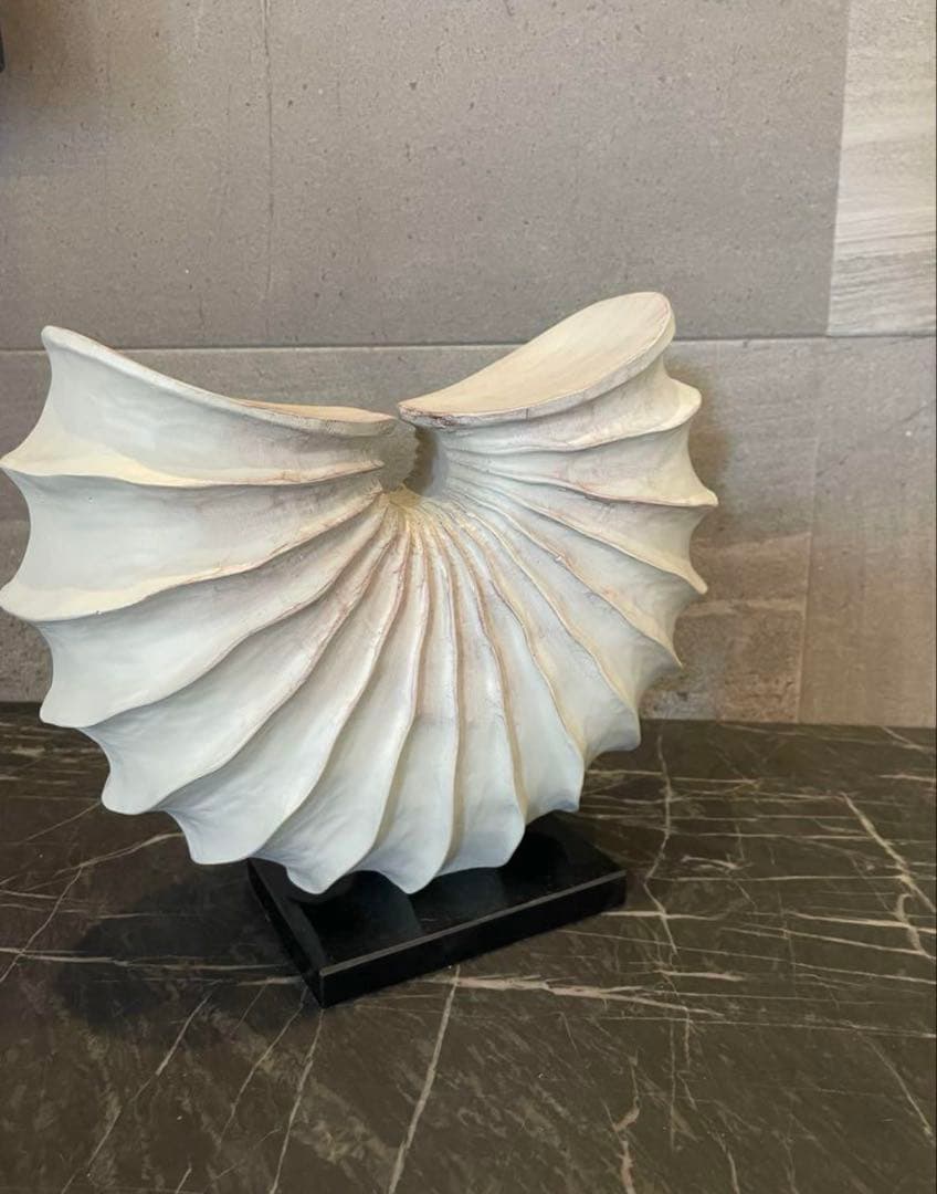 貝殻形状の立体オブジェzara boconcept ikeaホテルライク