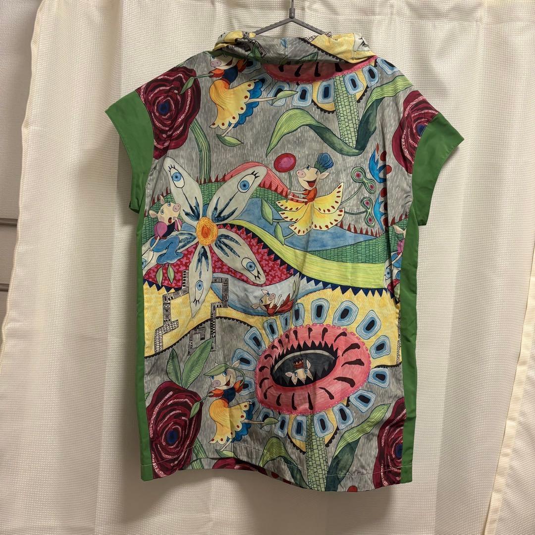 アルベロベロ　撥水加工のトップス