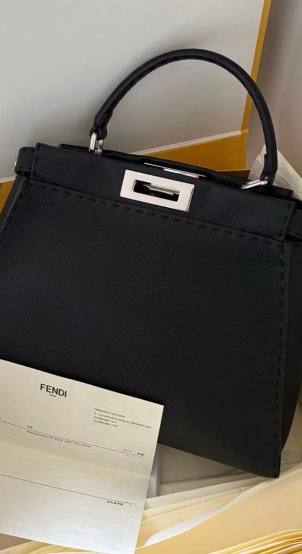 専用　FENDI 黒 レザー ハンドバッグ
