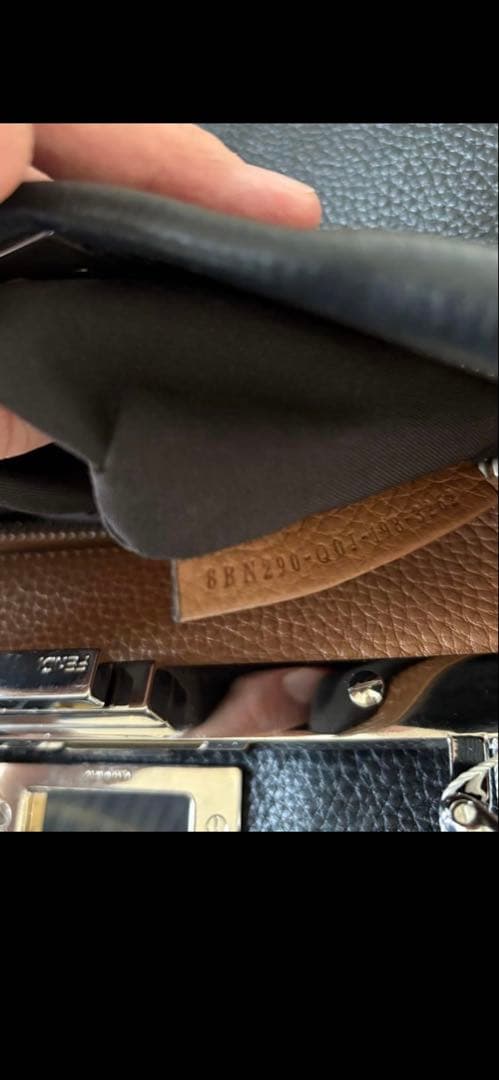 専用　FENDI 黒 レザー ハンドバッグ