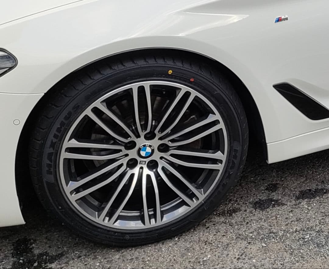  G30　31 20　21 Mスポーツ純正19インチ　タイヤホイールセット