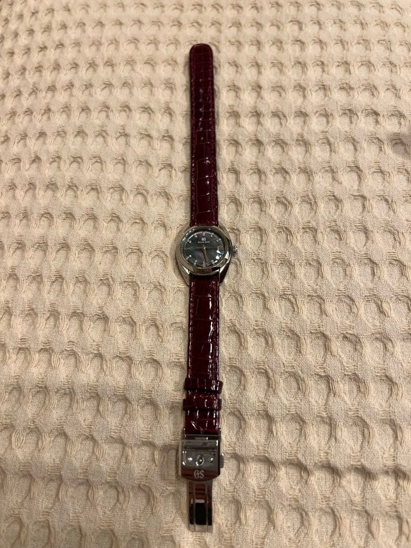 グランドセイコー　エレガンスコレクションレディース　シェル文字盤 ダイヤ値下げ❗️