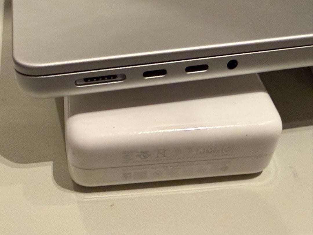 ほぼ新品Apple MacBook Pro 14 M3 Pro 36GB US