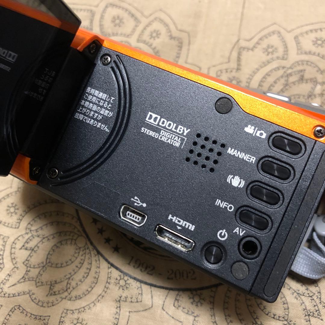 ほぼ新品 JVC Everio GZ-E600 ビデオカメラ 完品