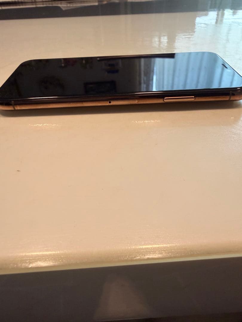 【美品】完動品 iPhoneXs ゴールド 256GB オマケ付き！