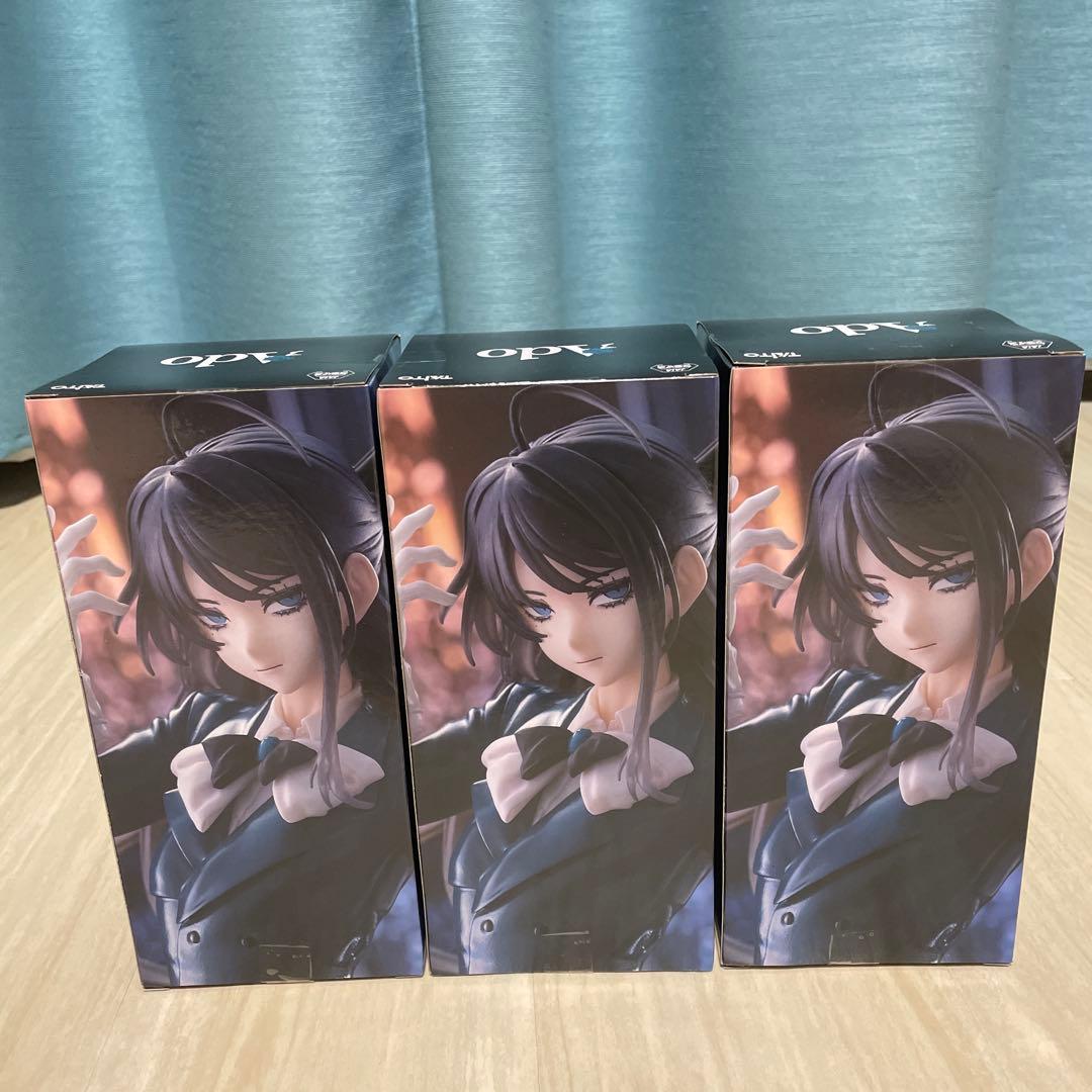 【未開封】ラウンドワン限定　Ado アド　フィギュア　Winter ver 3個