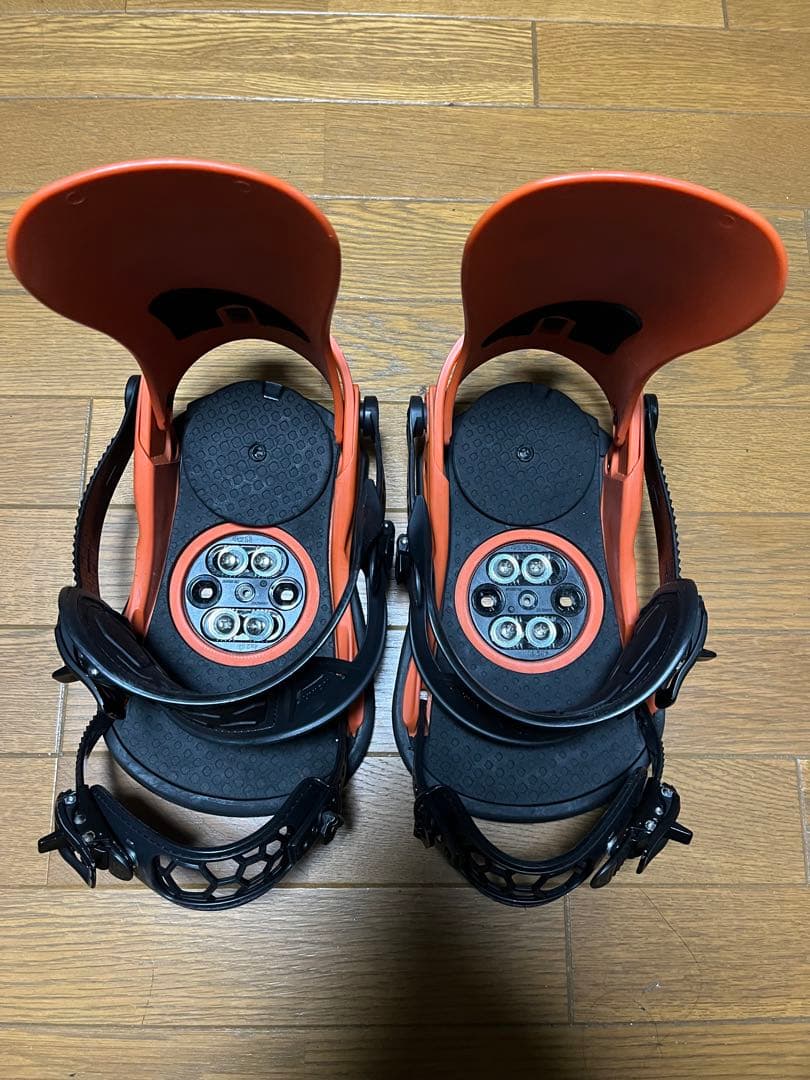 UNION STRATA スノーボードビンディング オレンジ
