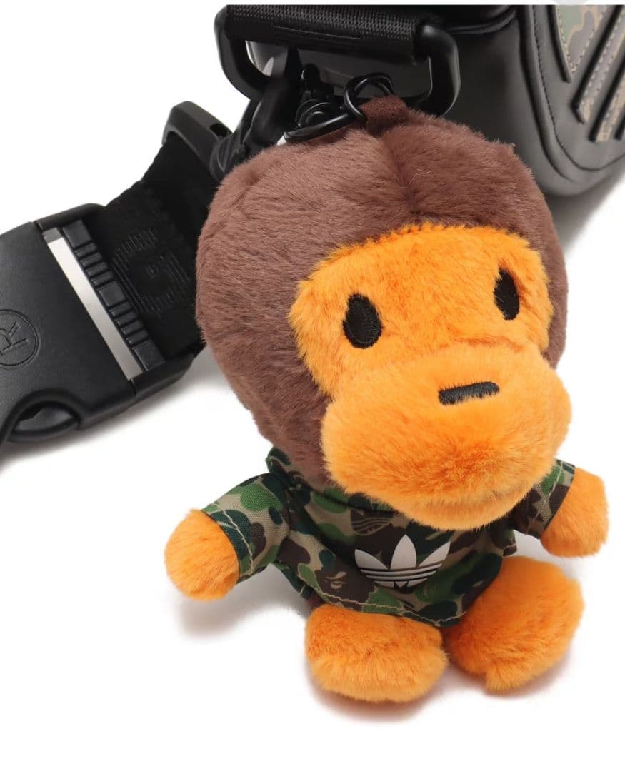 バッグ A BATHING APE x adidas Camo Shoulder Bag