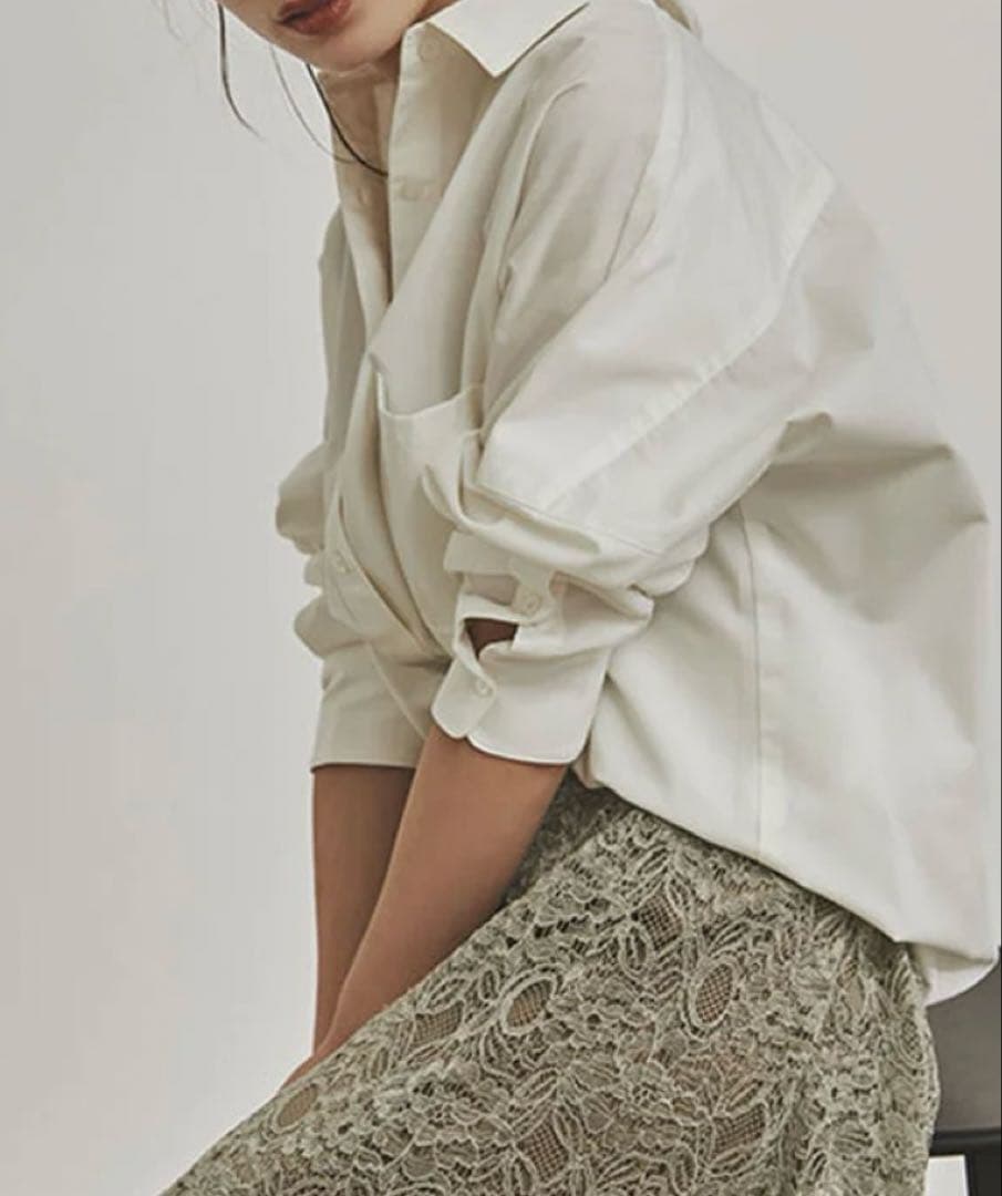 アニュアンス　スターダードシャツ　試着のみ　美品