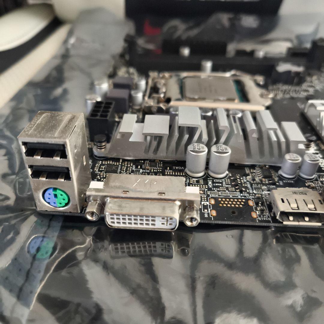 Intel core i5 9400 + ASRock B360M セット