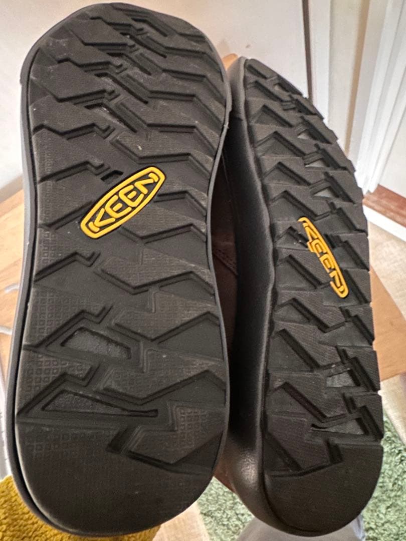 ★お値下げ★KEENレディースエレナ チェルシーブーツブラウン24.5cm