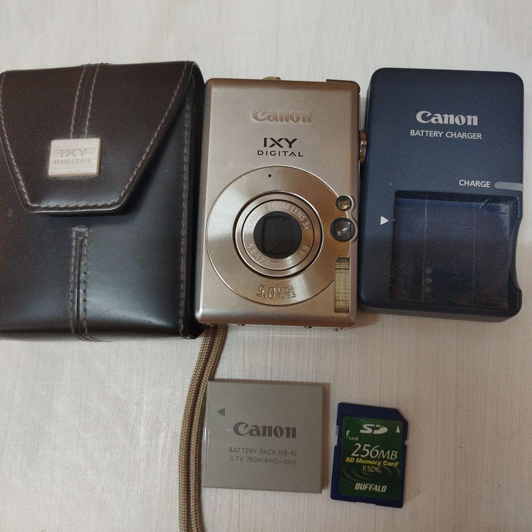 Canon IXY DIGITAL 5.0MP 本体と付属品