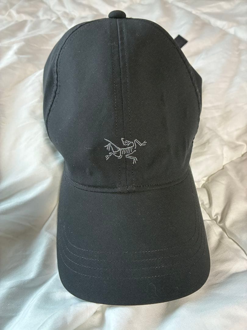 旧ロゴ！アークテリクス　スモールバードハット　small bird hat黒