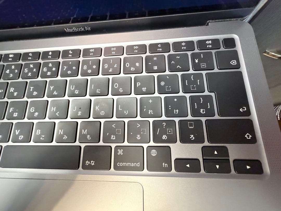 Apple MacBook Air m1 13インチ バッテリー93%