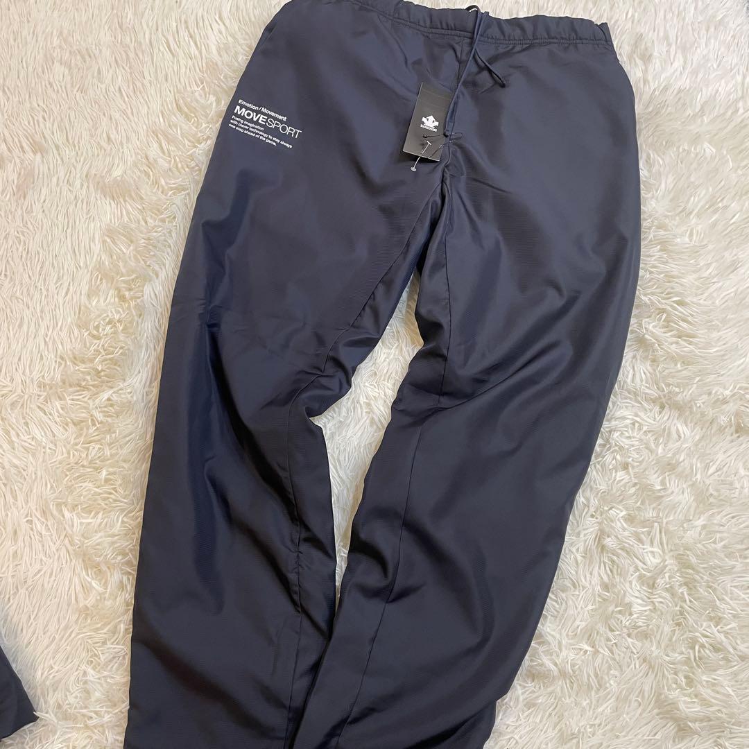 新品　デサント ウインドブレーカー 上下セット　セットアップ　ネイビー　Lサイズ