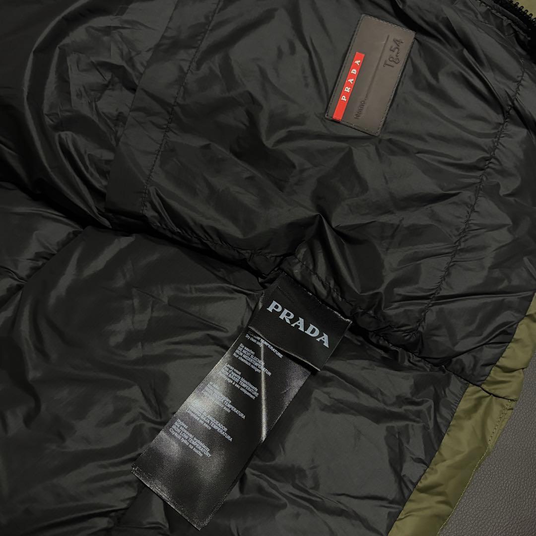 PRADA ナイロン ダウンジャケット