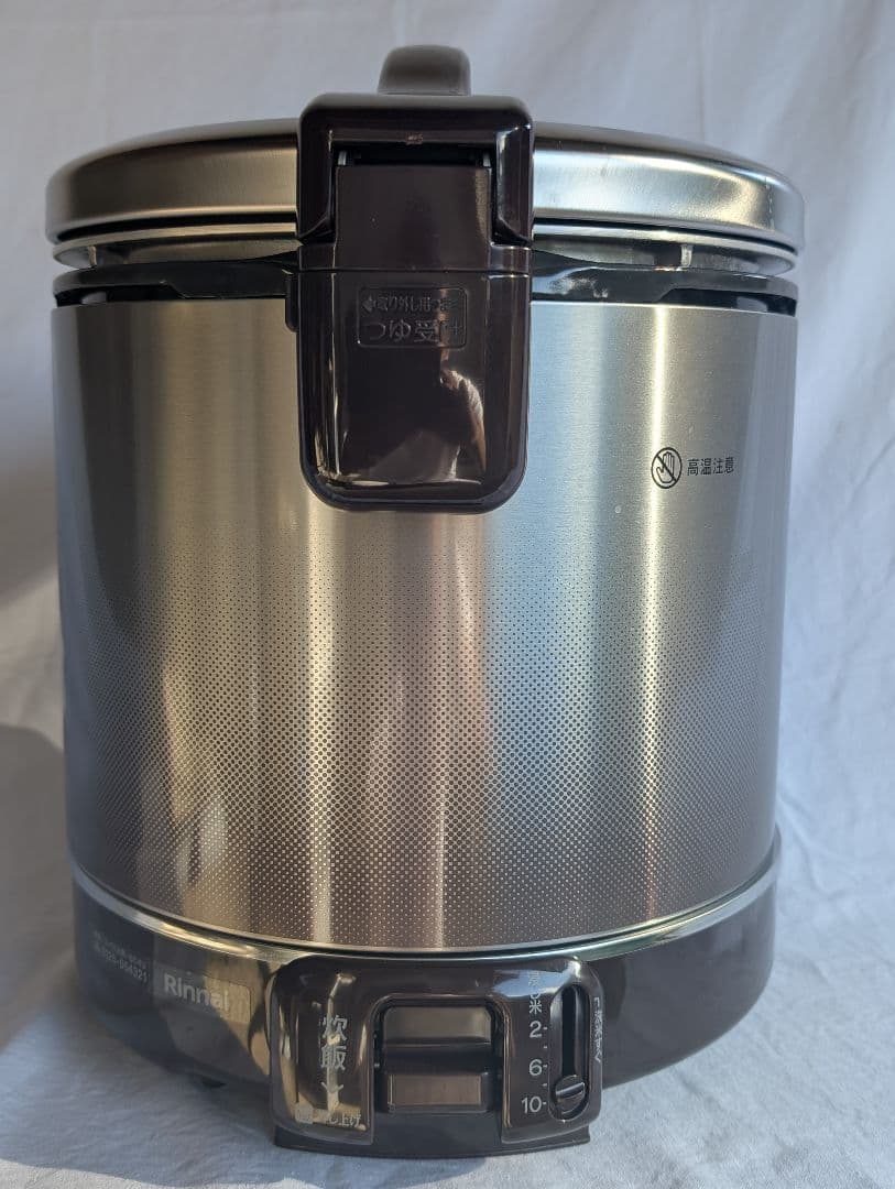 リンナイガス炊飯器　（１０合炊き）LPガス用