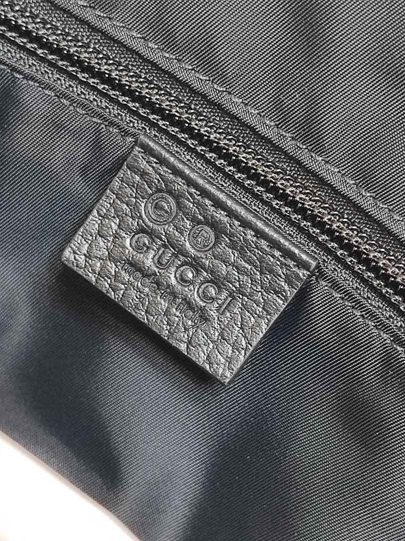 新品 GUCCI ショルダーバッグ メッセンジャーバッグ ブラック 完売商品