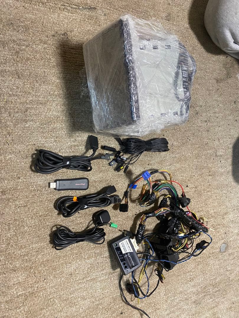 カーナビ carrozzeria AVIC-VH0099