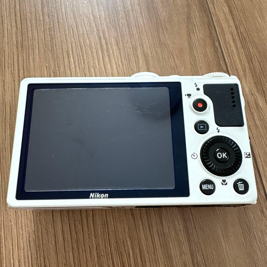 Nikon COOLPIX Performance COOLPIX P310 …